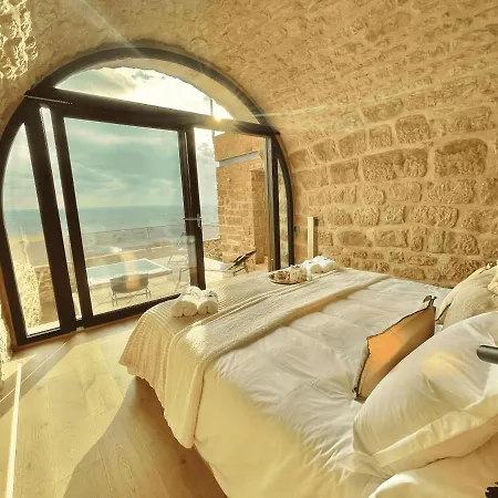Torre Medieval De Queralt & Apartment Concabella