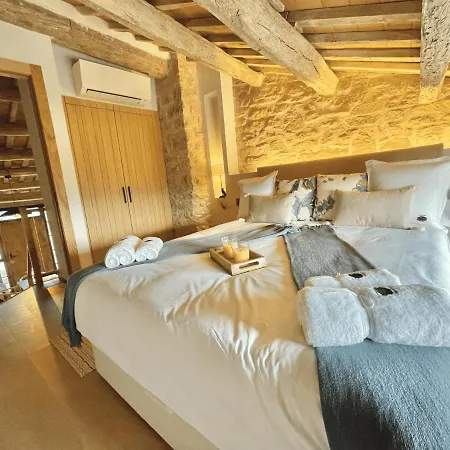 Torre Medieval De Queralt & Apartment Concabella